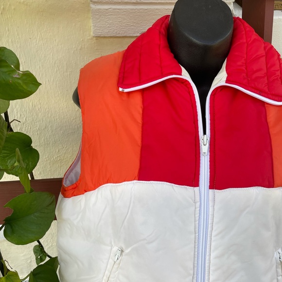 Vintage Little Lisa Retro Puffer Vest - Picture 2 of 5